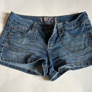Truce shorts